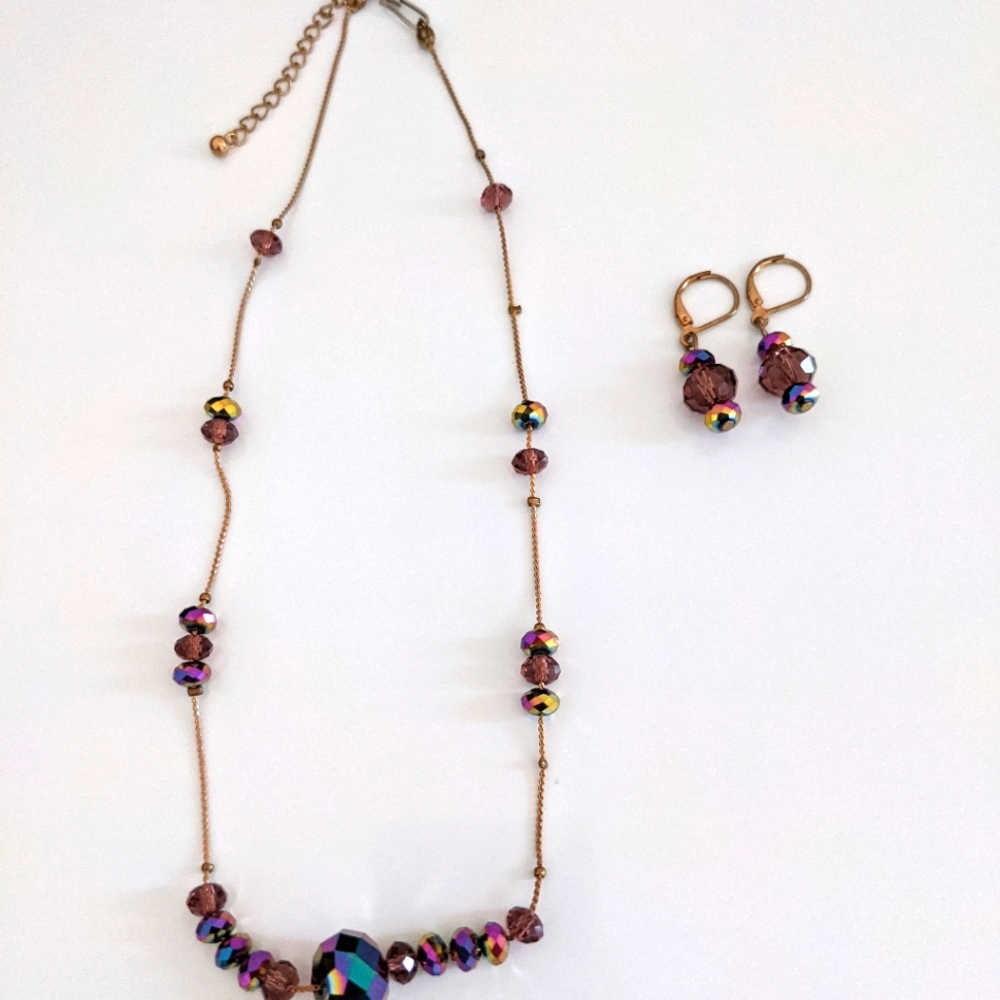 Necklace + earrings